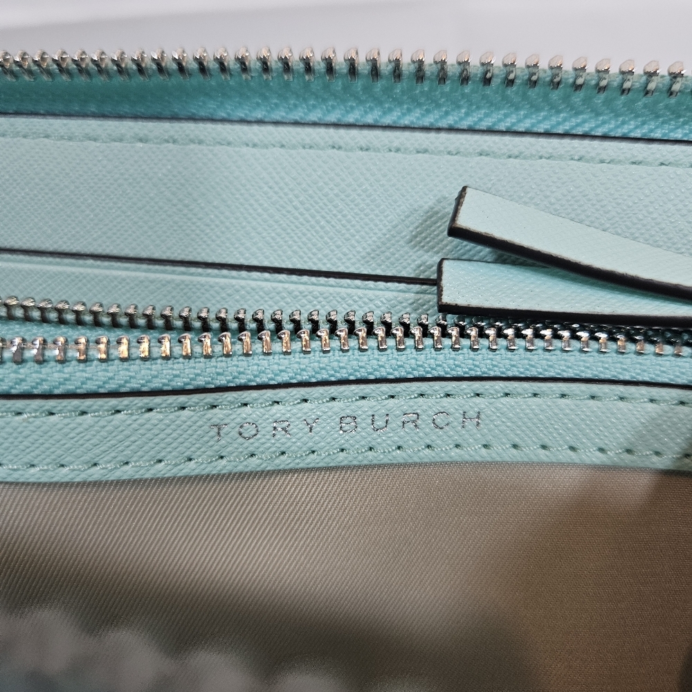 Tory Burch Mint Green Wristlet Wallet - Picture 7 of 10